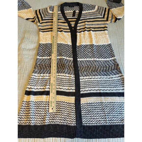 Womens Size XXL Lety & Me Long Line Cardigan Gray Cream & Yellow - Picture 4 of 7